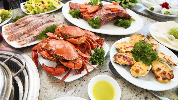 “Đổi gió” cùng xu hướng tổ chức tiệc buffet cho dịp lễ cuối năm tại Royal Buffet
