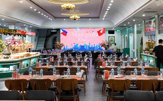 “Đổi gió” cùng xu hướng tổ chức tiệc buffet cho dịp lễ cuối năm tại Royal Buffet