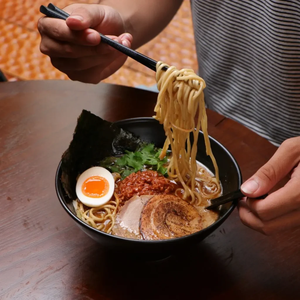 Khám phá 6 quán mì ramen đắt nhất tại Lê Thánh Tôn