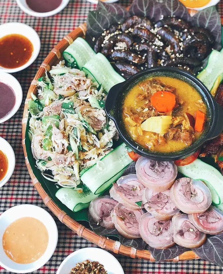7 quán lẩu dê nổi tiếng quận 10 với hương vị thơm ngon, đậm đà