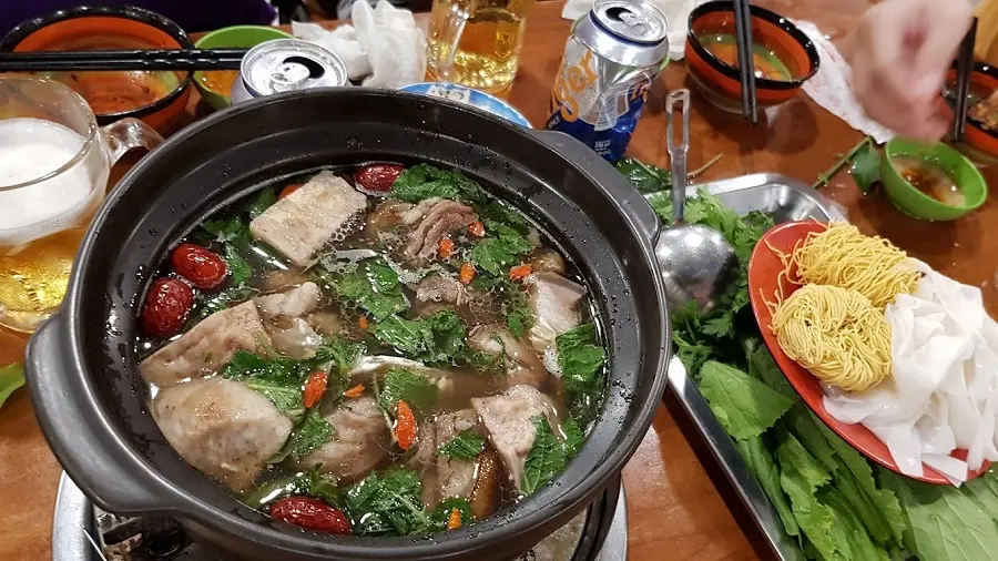 7 quán lẩu dê nổi tiếng quận 10 với hương vị thơm ngon, đậm đà