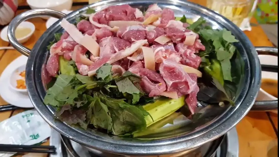 8 quán lẩu ở Thủ Đức được các cặp đôi yêu thích