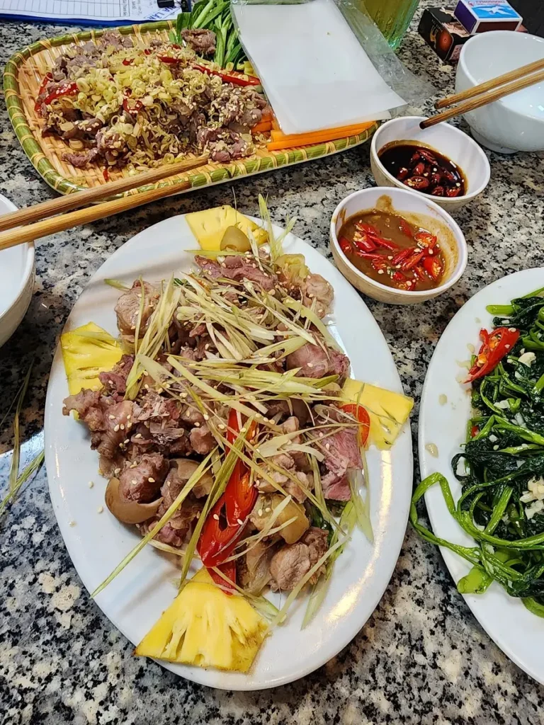 Gợi ý top 6 quán bar giá rẻ ở Cầu Giấy với đồ ăn ngon và không gian sôi động