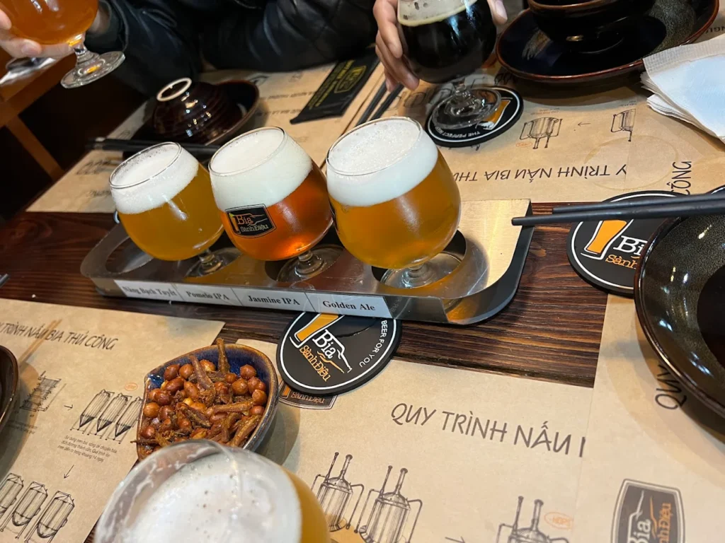 Gợi ý top 6 quán bar giá rẻ ở Cầu Giấy với đồ ăn ngon và không gian sôi động