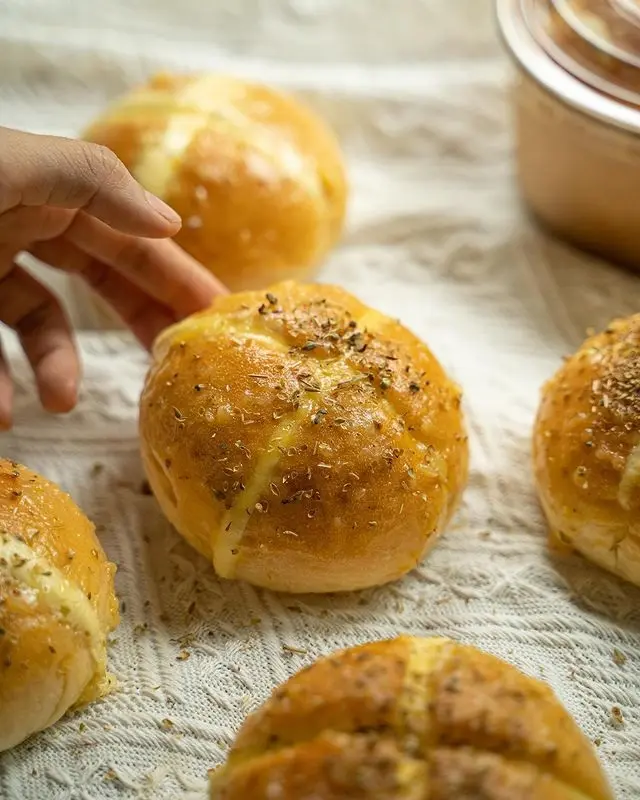 7 Tiệm Bánh Lành Mạnh Phổ Biến Nhất Tại HCM - Ăn Thoải Mái Không Lo Tăng Cân