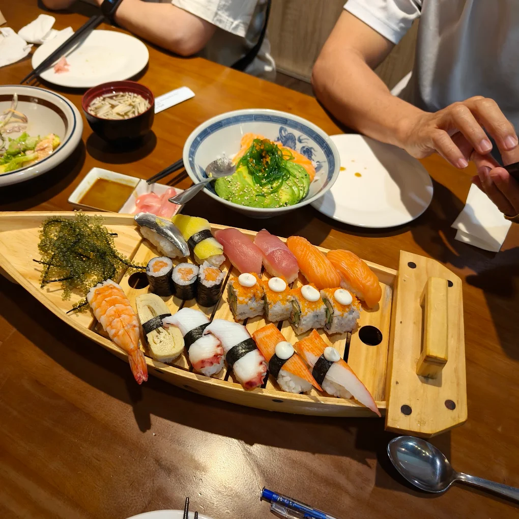 10 nhà hàng sushi nổi tiếng nhất ở Quận Thudeok hiện nay