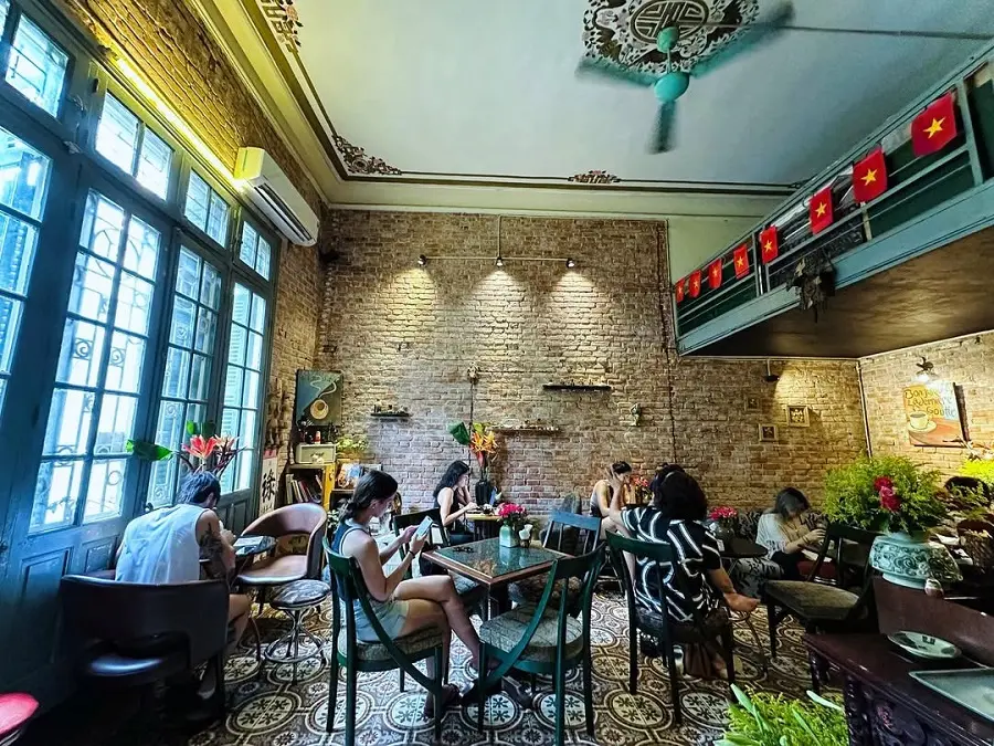 11 quán cà phê phố cổ có không gian đẹp và đồ uống hấp dẫn