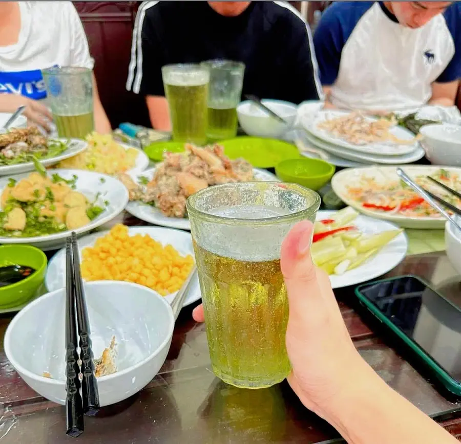 11 quán bar tốt nhất ở Phố cổ với đồ ăn ngon nhất và đông người nhất