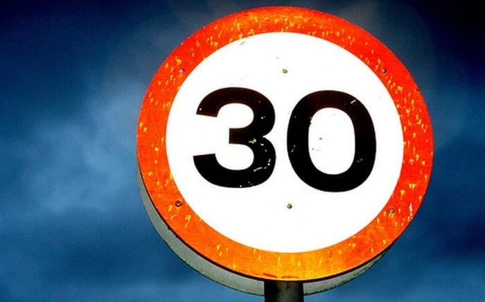 Ý nghĩa số 30 trong tình yêu, cuộc sống, phong thủy