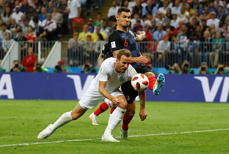 Các bước thực hiện kỹ thuật Flick and Heel trong thi đấu thực tế