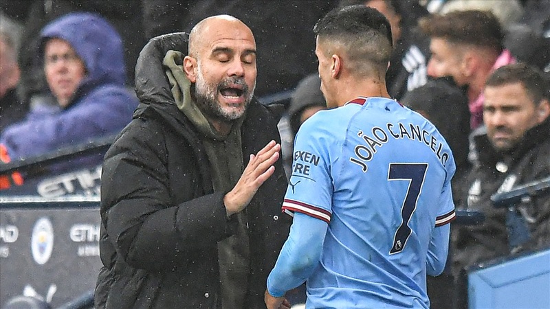 Cầu thủ Joao Cancelo - Ngựa chứng tự hủy sự nghiệp