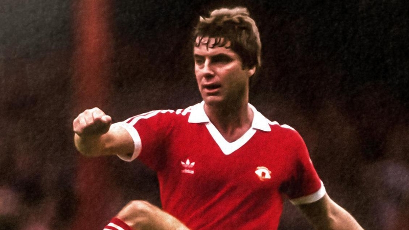 Martin Buchan - Hậu vệ mẫu mực trong lịch sử MU