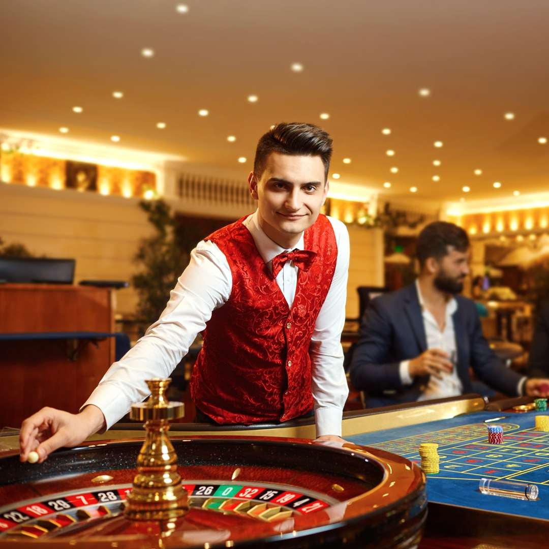 Khám Phá Vai Trò Của Dealer Trong Casino: Người Cầm Trịch Ván Bài