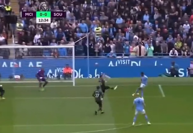 Cancelo xứng danh hậu vệ toàn diện nhất Premier League