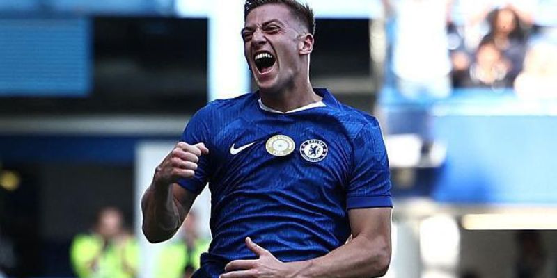Tiền đạo trẻ Liam Delap trong màu áo Chelsea mùa giải 2025-2026